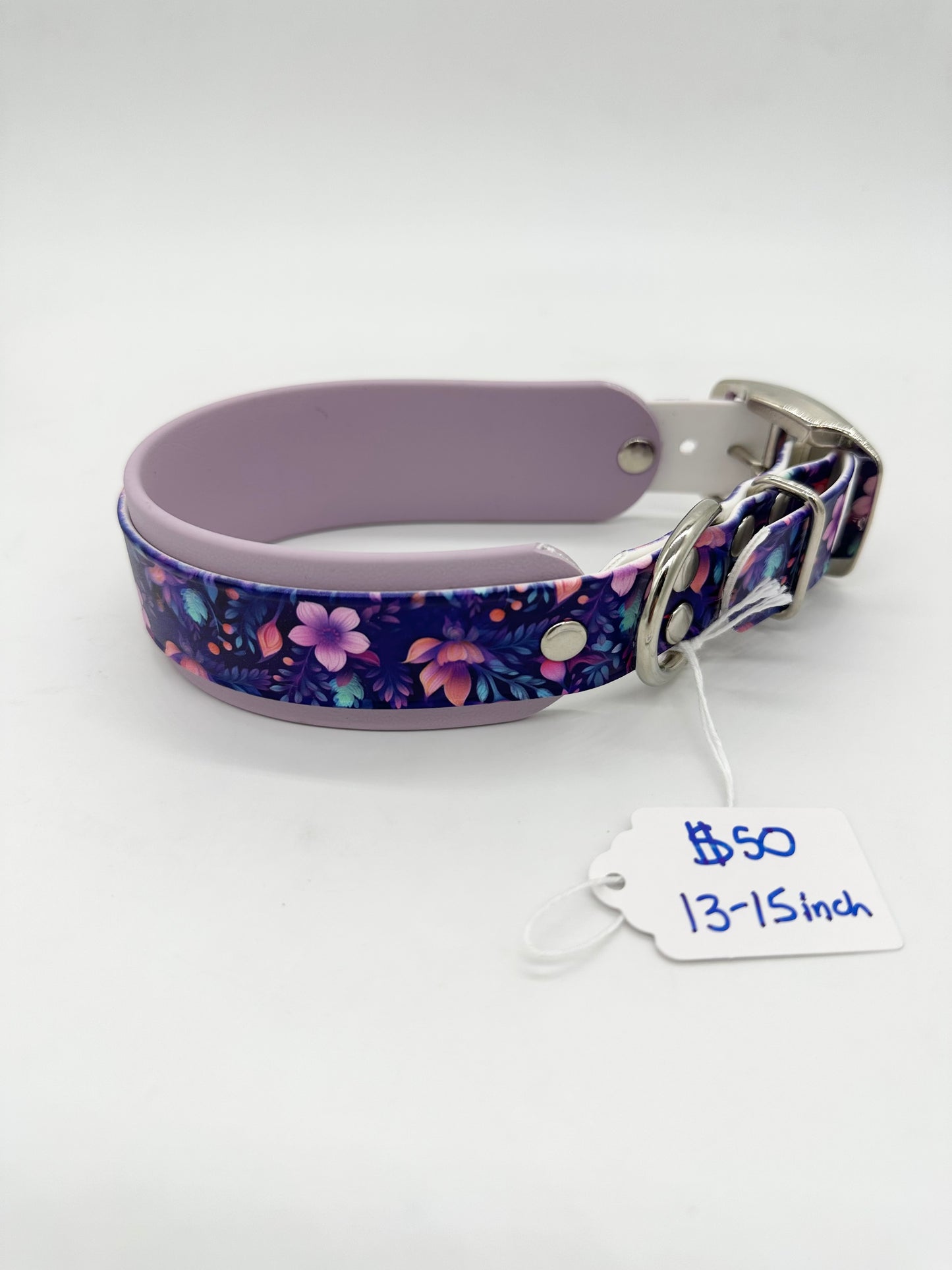 Dark Floral Collar