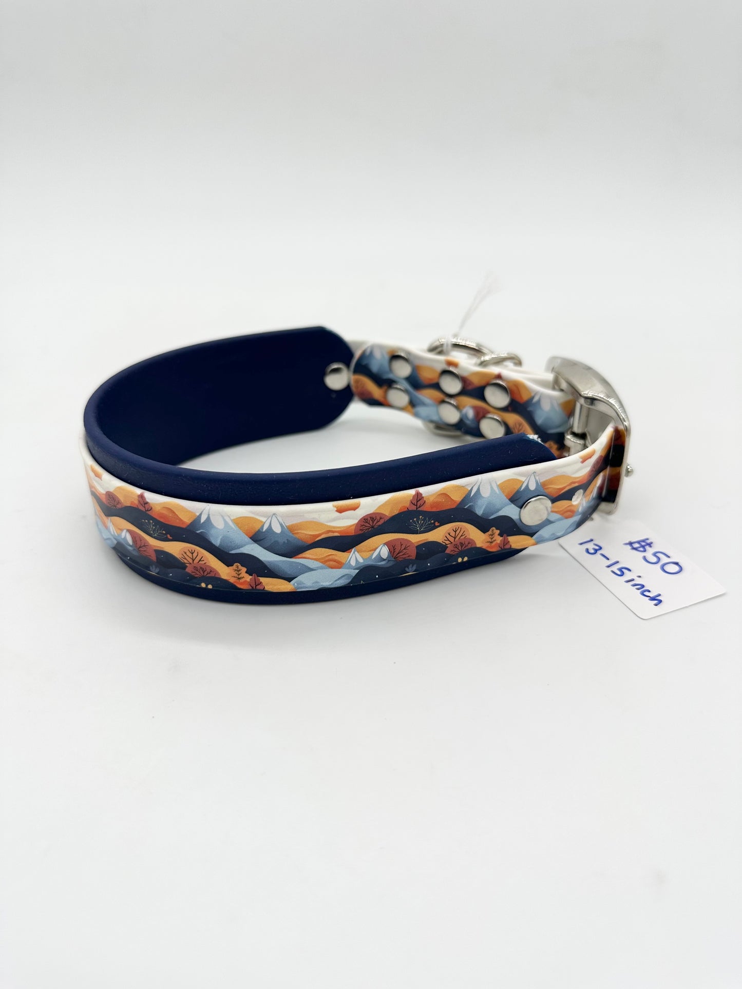 Rolling Hills Collar