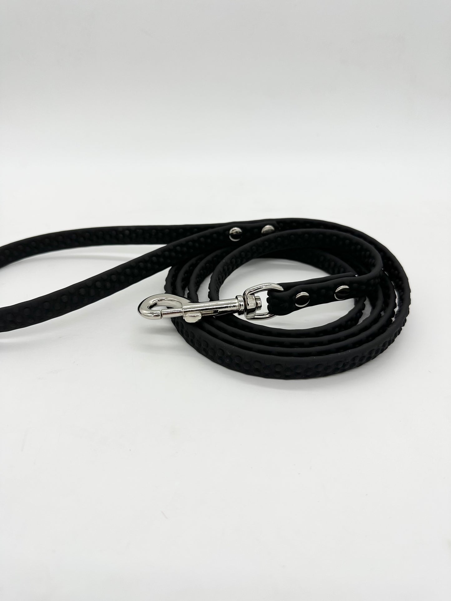 Grippy 1/2 Inch Black Leash
