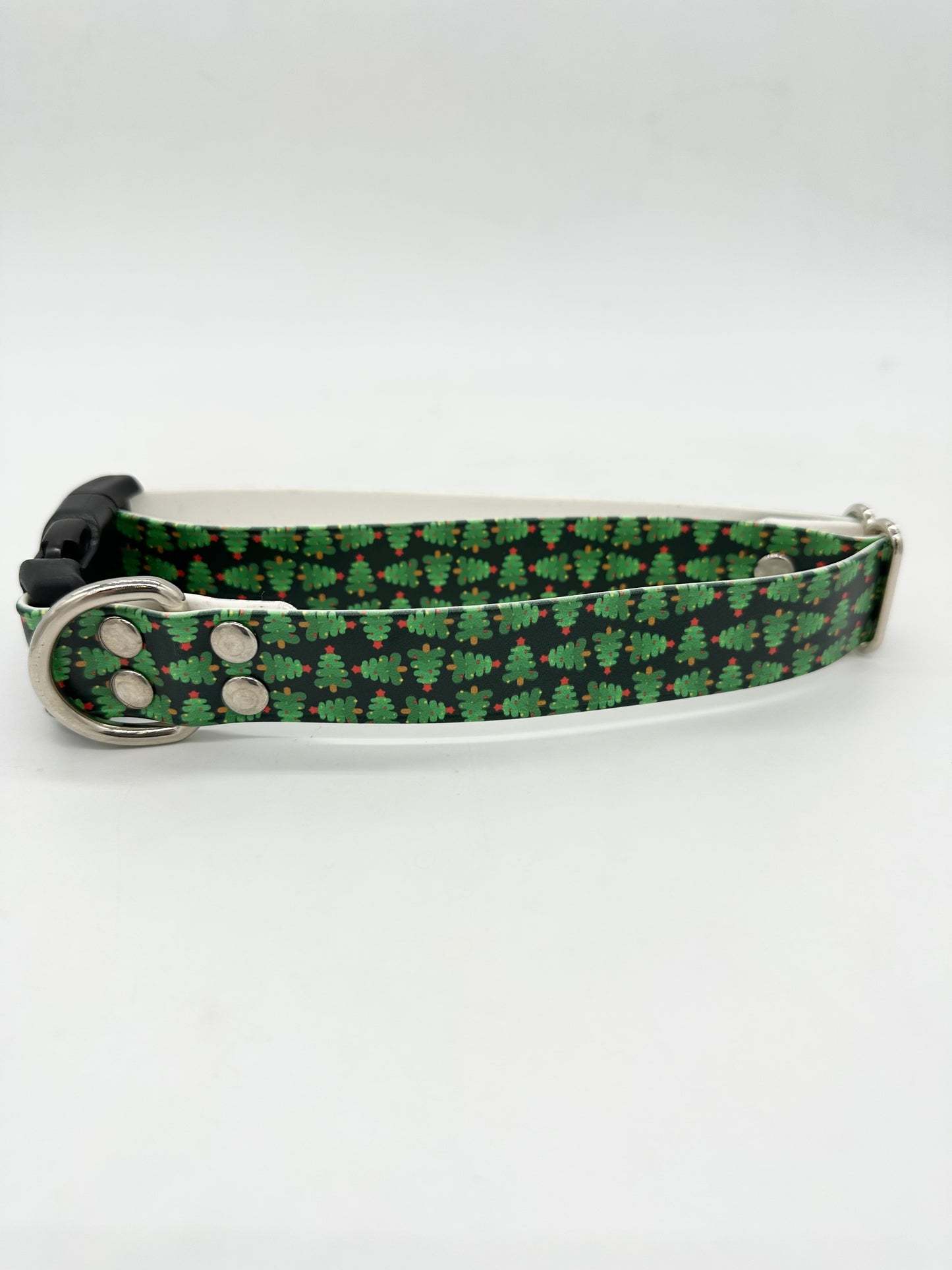 Holiday Trees Buckle Collar