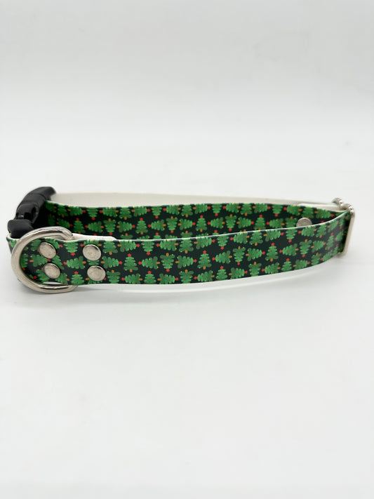 Holiday Trees Buckle Collar