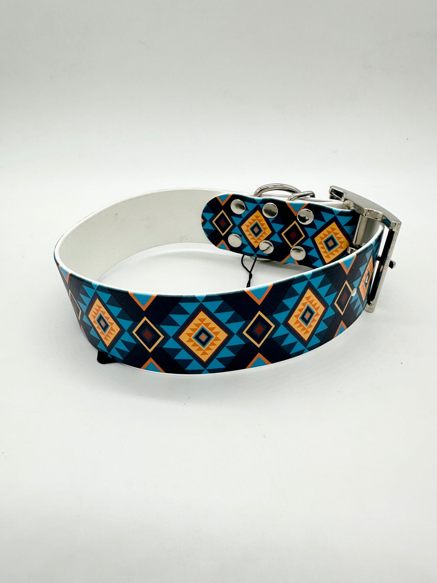 Turquoise and Orange Collar